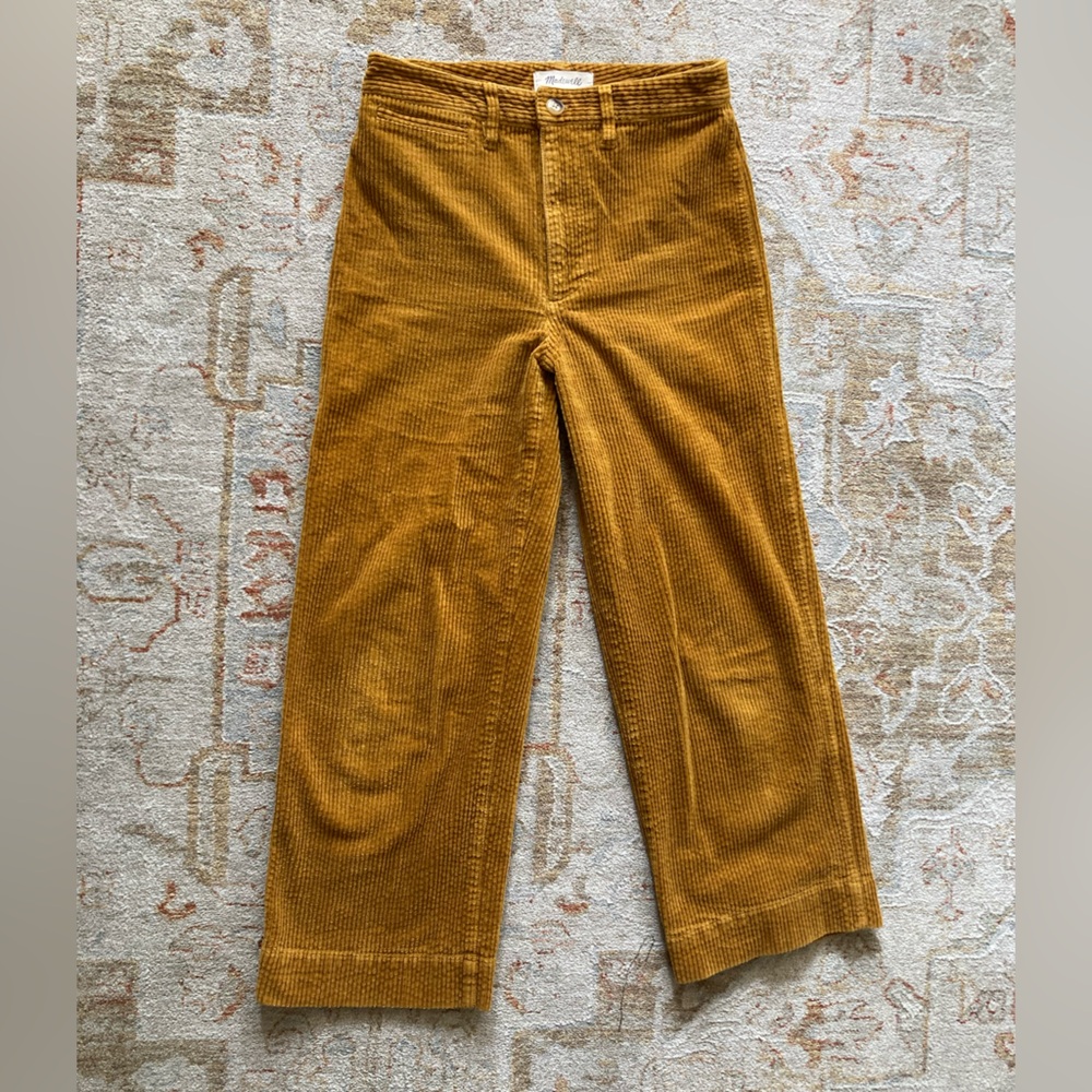 Madewell Slim Emmett wide leg crop corduroy- size 26